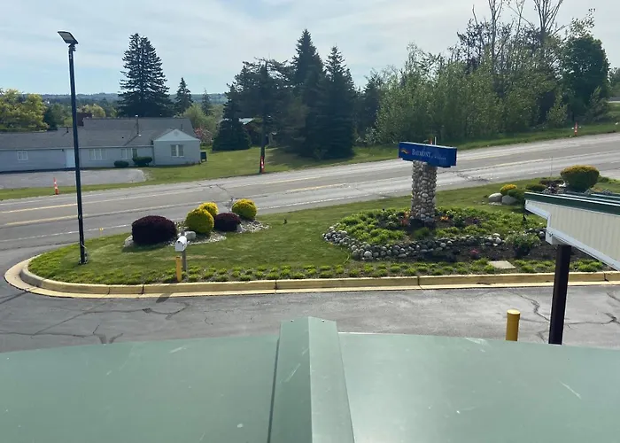 Baymont By Wyndham Petoskey